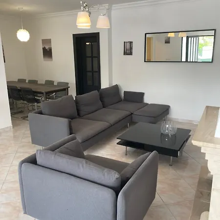 Nyoppusset Hus Med Stor Uteplass I Nydelige * Albufeira