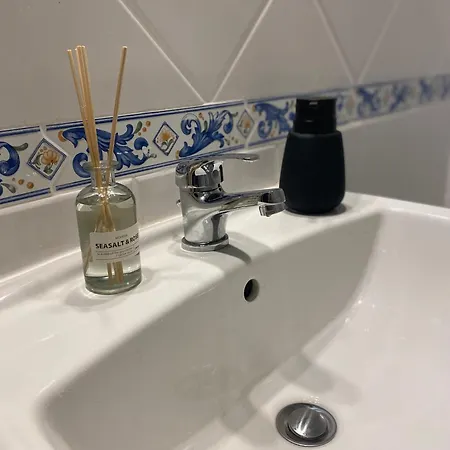 Nyoppusset Hus Med Stor Uteplass I Nydelige *