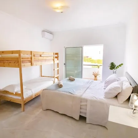 Сasa de vacaciones Nyoppusset Hus Med Stor Uteplass I Nydelige