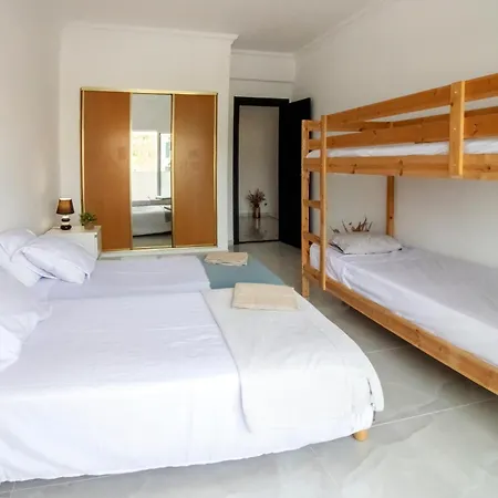 Nyoppusset Hus Med Stor Uteplass I Nydelige * Albufeira